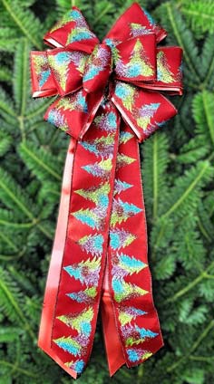 BC62 - Glitter Rainbow Christmas Tree